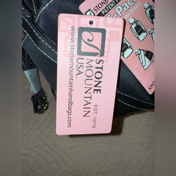 Stone Mountain five Way Backpack with Gold Accents. Adjustable straps. NWT - Picture 6 of 12